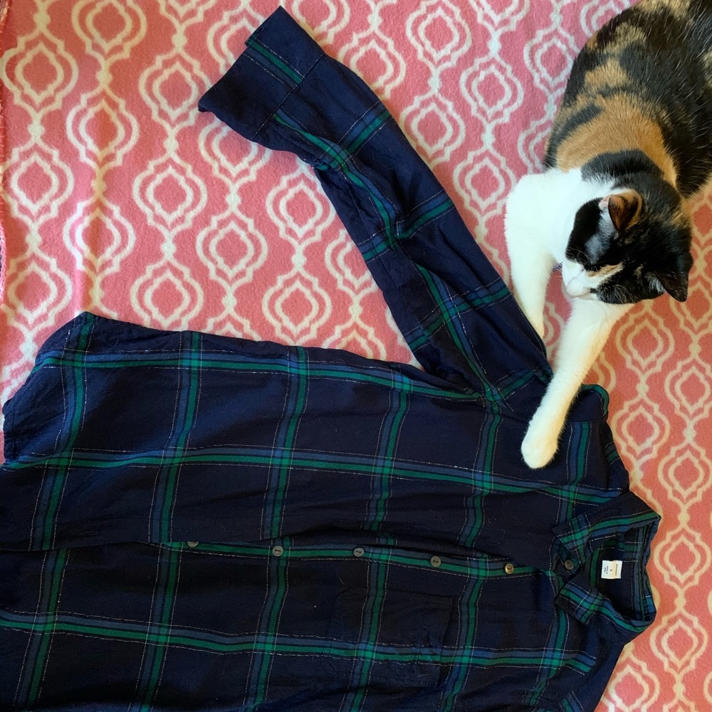 Old Navy Plaid Button Down Shirt